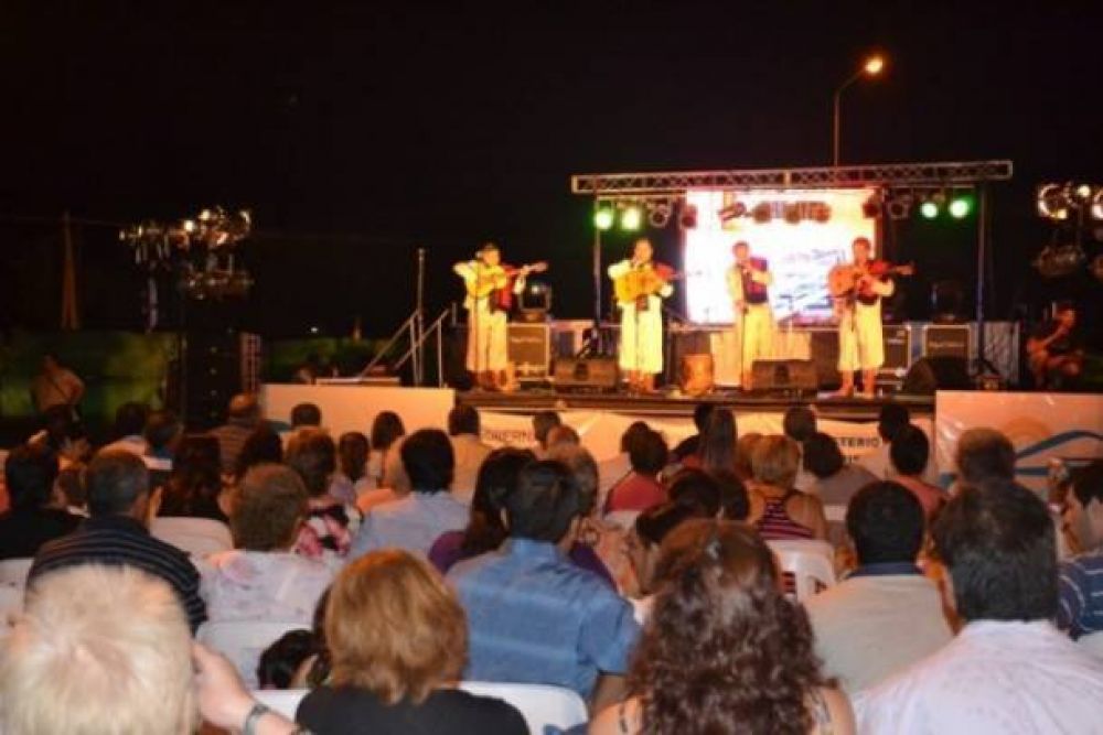Quines: este jueves comienza la XIII Fiesta Nacional del Mate y Artesanos de la Madera