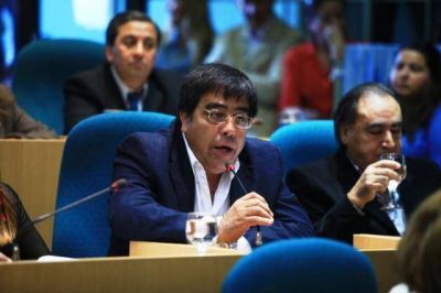 Contreras ve dif�cil un encuentro entre la Presidente y el gobernador Peralta
