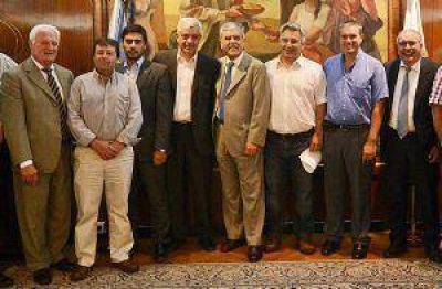Anuncian el llamado a licitaci�n de la autov�a Jun�n-Chacabuco