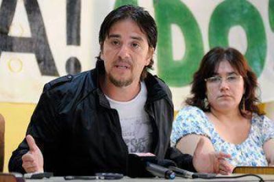 ADOSAC ADVIERTE QUE �LA POLIC�A HA REPRIMIDO A TRABAJADORES�
