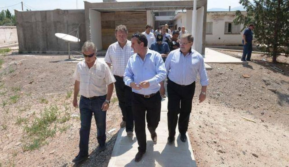 El Gobernador visit� Malarg�e y recorri� avances de obra en esa localidad