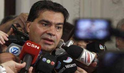 Capitanich pidi� "coherencia" a Macri y Massa