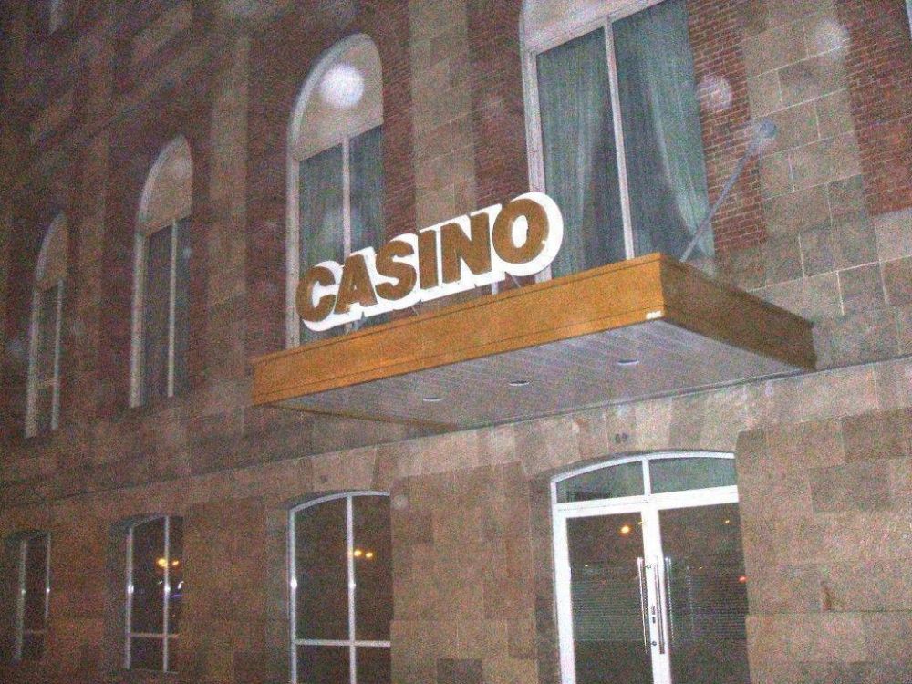 Aldrey Iglesias sin l�mites: suma otro casino y el hip�dromo con N�stor Otero
