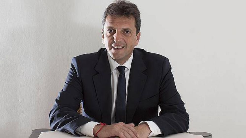 Massa con deportistas y famosos en Mar del Plata