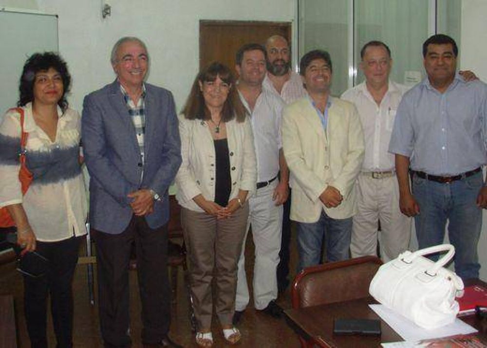 Nancy Cappelloni y Diego Perrella se reunieron con la nueva conducci�n de la Uni�n Industrial