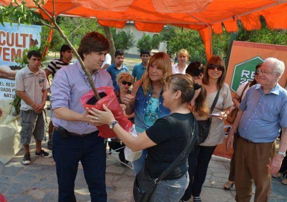 Desde el municipio promueven la reforestaci�n en la ciudad