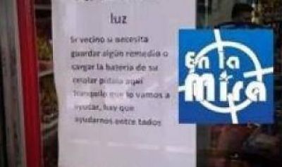 Cortes de Luz: Destacan a kioskero que ayuda a vecinos de Avellaneda