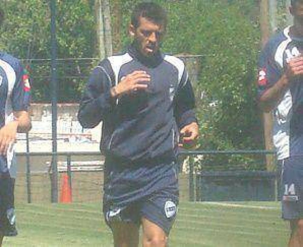 El plantel sigue trabajando en Tandil con Ch�vez muy cerca pero sin desvinculaciones