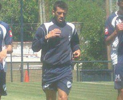 El plantel sigue trabajando en Tandil con Ch�vez muy cerca pero sin desvinculaciones