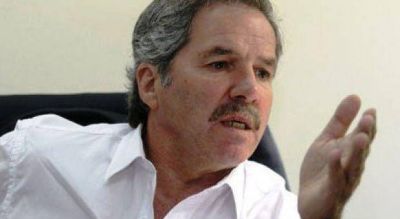 Sol� le contest� a la UCR: "Ning�n partido tiene propiedad sobre la gente o los dirigentes"