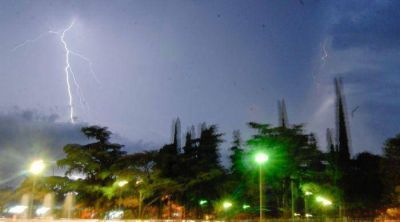 Tormenta el�ctrica en Jun�n