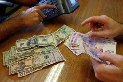 Imparable: en Jujuy, el d�lar paralelo ya se lo consigue a 11,30 pesos