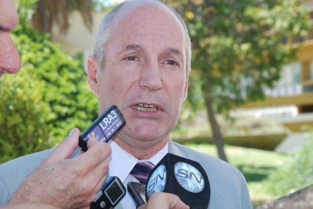 �Sabemos que la estructura del Molas no da para m�s�, admiti� el ministro Gonz�lez