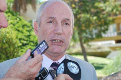 �Sabemos que la estructura del Molas no da para m�s�, admiti� el ministro Gonz�lez