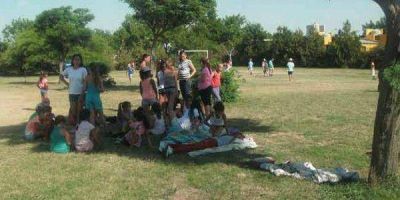 Pro Vida y Ayel�n Verano 2014 dieron inicio en Arata