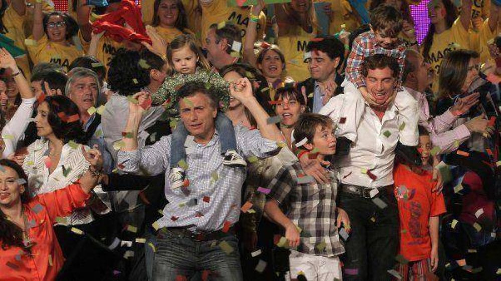 Macri inicia en C�rdoba su recorrida por el interior para apuntalar su objetivo 2015