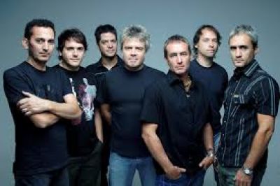 LOS PERICOS EN SANTA CLARA DEL MAR