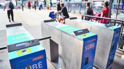 Con la SUBE el Gobierno trata de que la gente pague por el tren