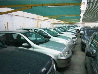 Elegir�n lugares para construir estacionamientos