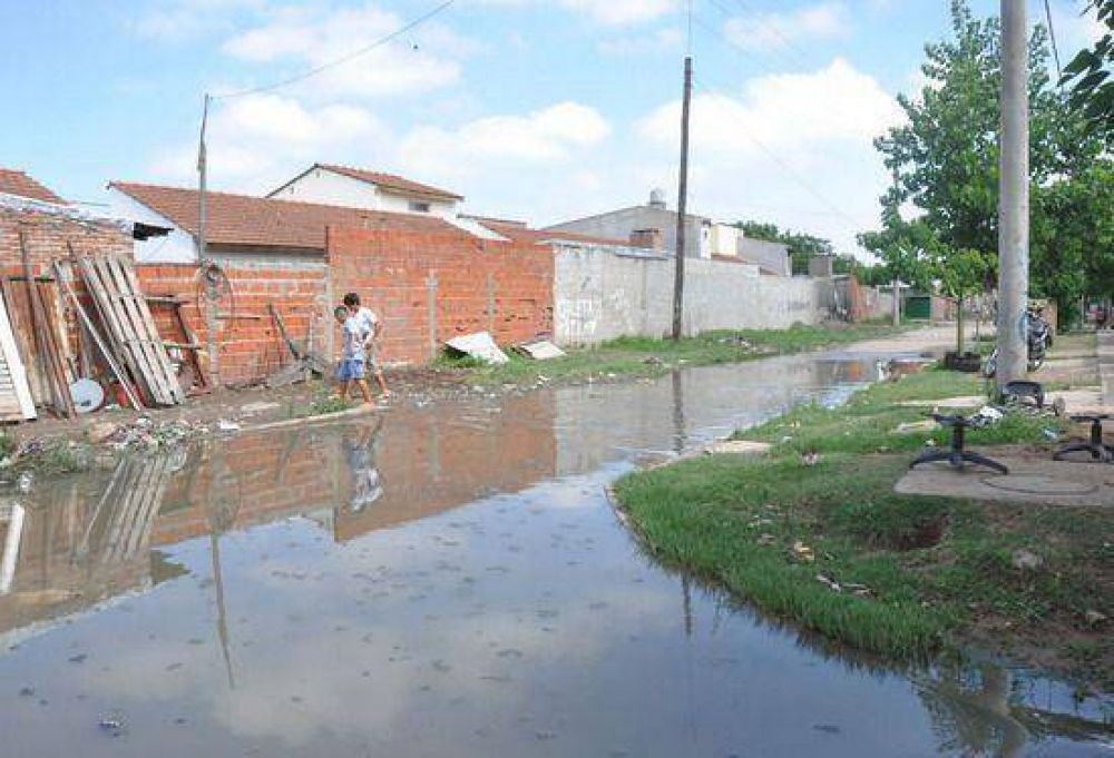 El Municipio comenz� con las obras para solucionar problemas de anegamiento en B� Dignidad  