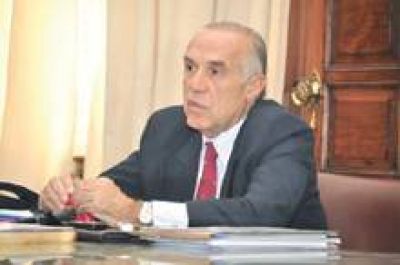 Passaglia abog� por un boleto �sustentable� que �cuide el bolsillo�