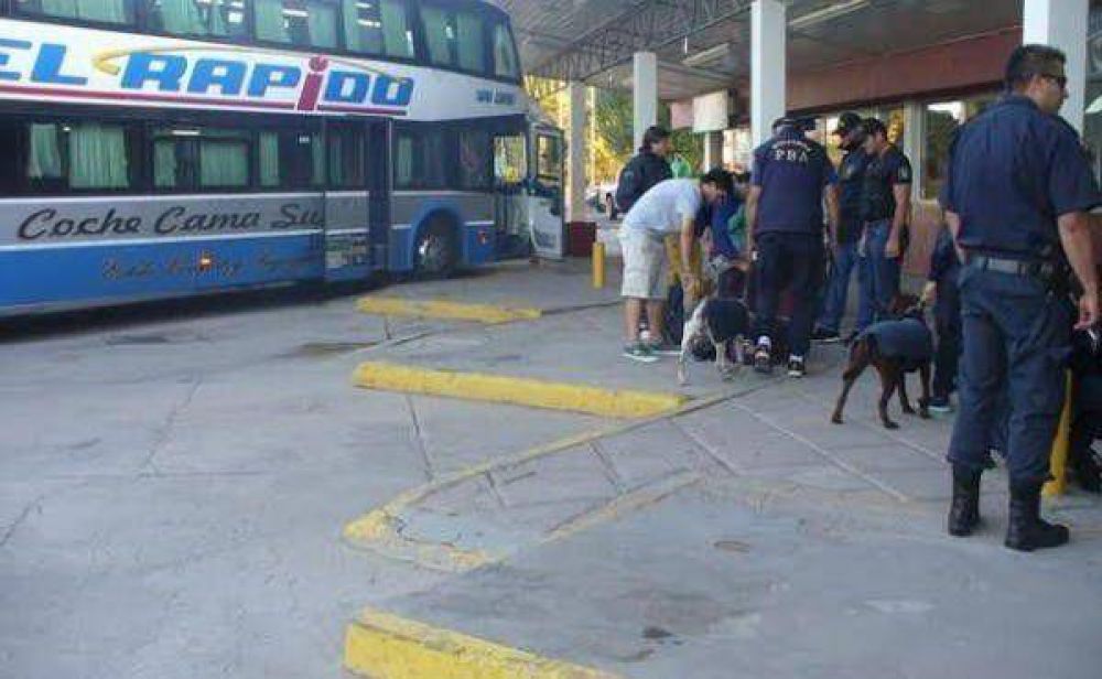 Necochea: secuestran coca�na y marihuana en la terminal de �mnibus