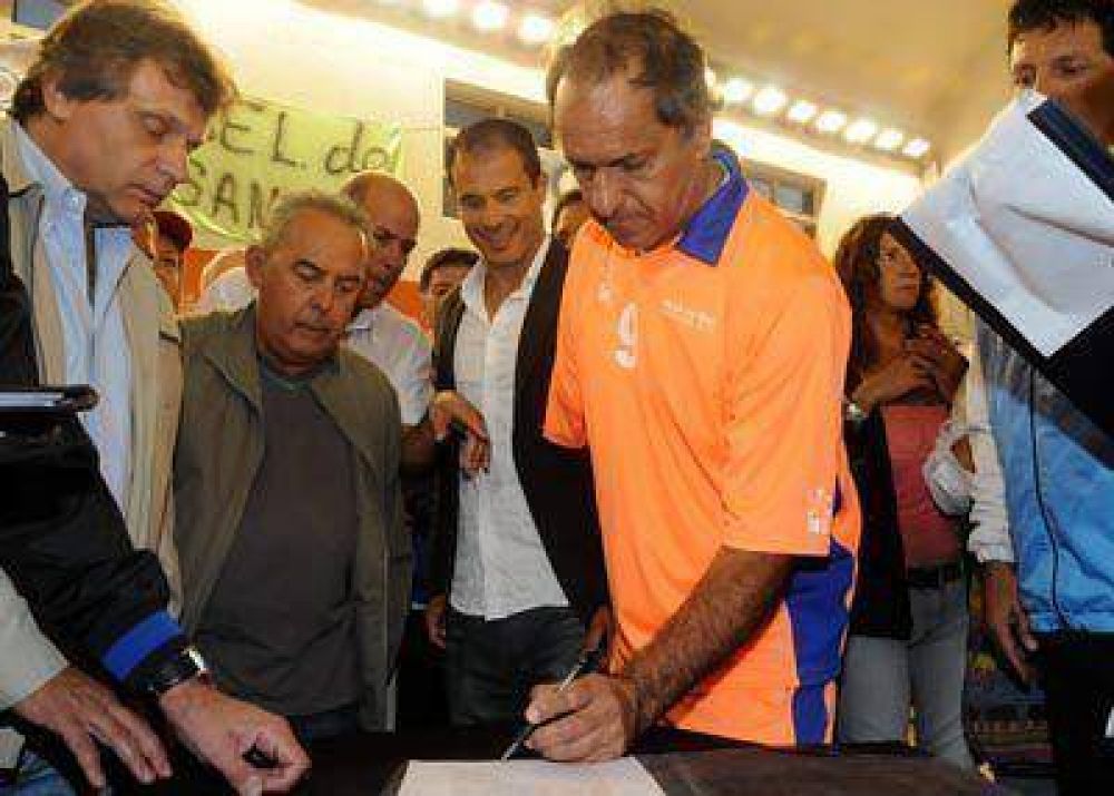 Pe�arol ya tiene las tierras para su estadio