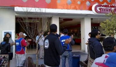 Denuncian que Helader�a Gianelli negrea a los trabajadores