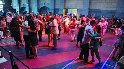 La voz de Adriana Varela y una milonga recordaron a Pichuco