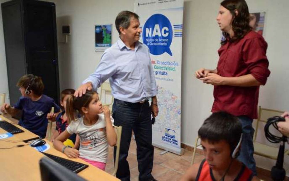 M�s localidades entrerrianas contar�n con espacios de conectividad