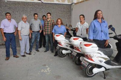 La Direcci�n de Tr�nsito y Transporte sum� cinco motos para reforzar las tareas de control en la ciudad  