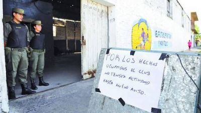 Asesinan a balazos a un gendarme desde una moto en movimiento