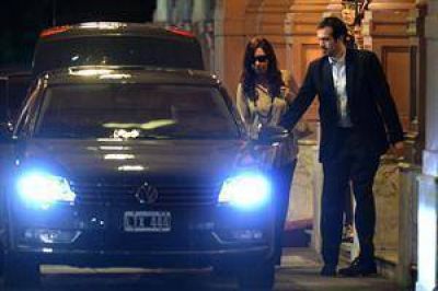 Pese al regreso de la Presidenta, se acent�an los problemas del Gobierno