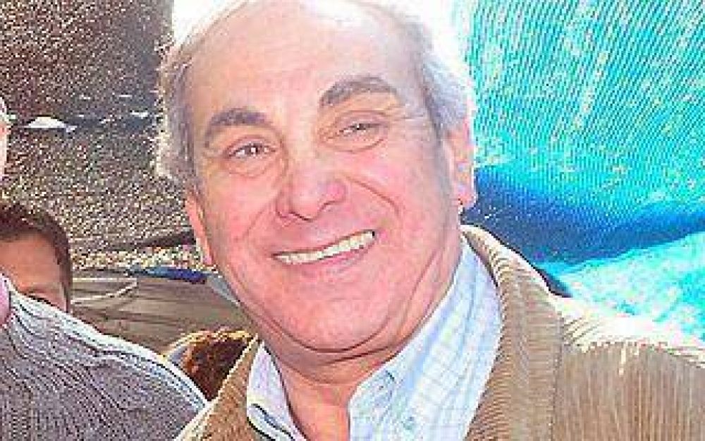 Tras las cr�ticas, Torres remarc� que el FR �no le da la espalda al pueblo"
