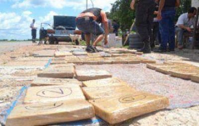 Caminera secuestr� 150 kilos de marihuana y 90 gramos de coca�na en puente Libertad