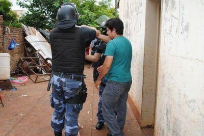 Operativo en el Barrio A-4 de Posadas termin� con 6 detenidos por agresiones, amenazas y da�os 