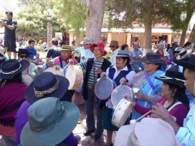 Las coplas colmaron las calles purmamarque�as