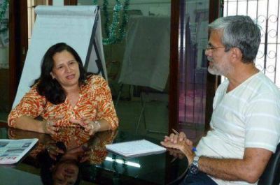 "Los dirigentes pol�ticos tenemos una gran deuda con los ciudadanos"