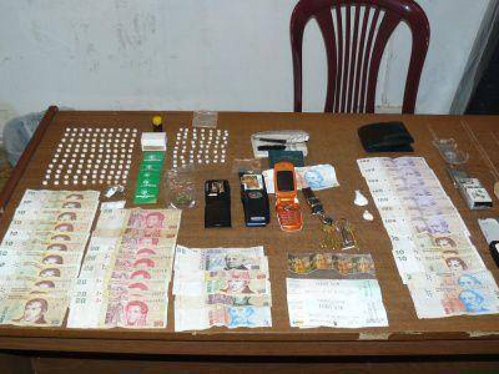 HUBO 33 DETENIDOS CON DROGAS EN RECITAL Y FIESTAS ELECTRONICAS