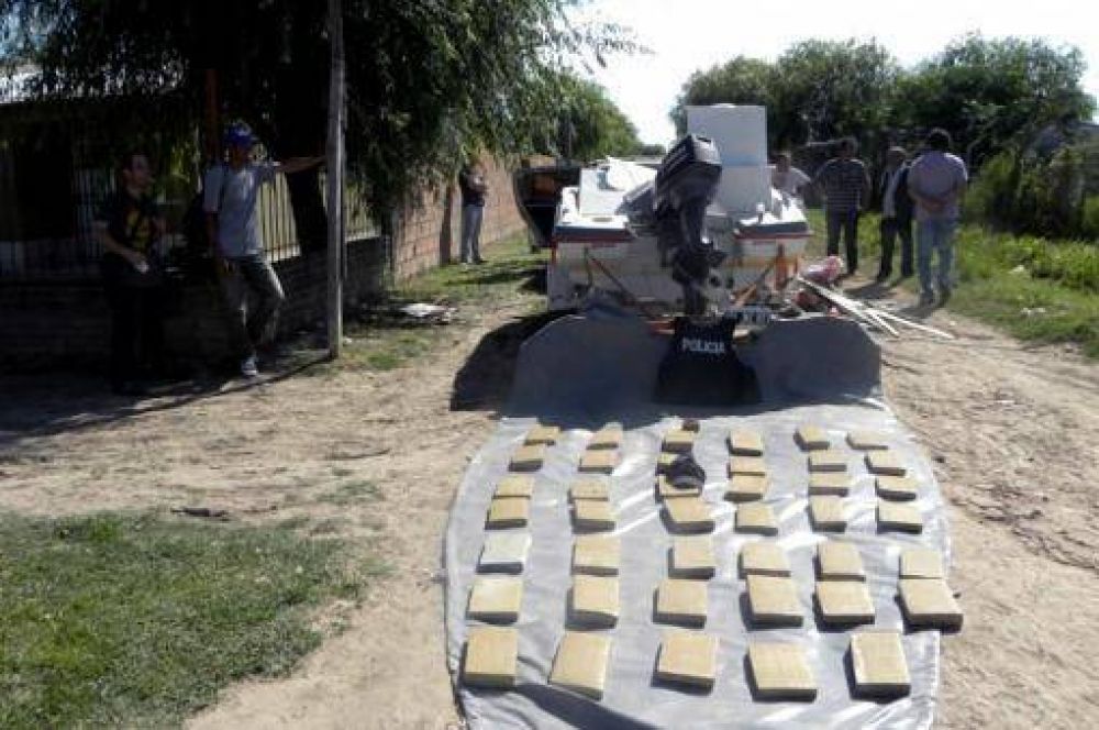 Secuestraron una tonelada de marihuana y hay tres detenidos