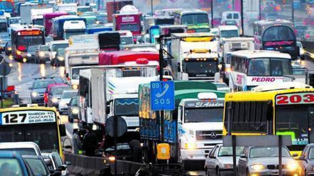En hora pico, cobrar�n $ 185 a camiones que entren a Capital