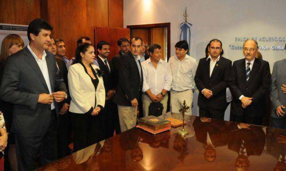 Asumieron los nuevos ministros de Gobierno e Infraestructura