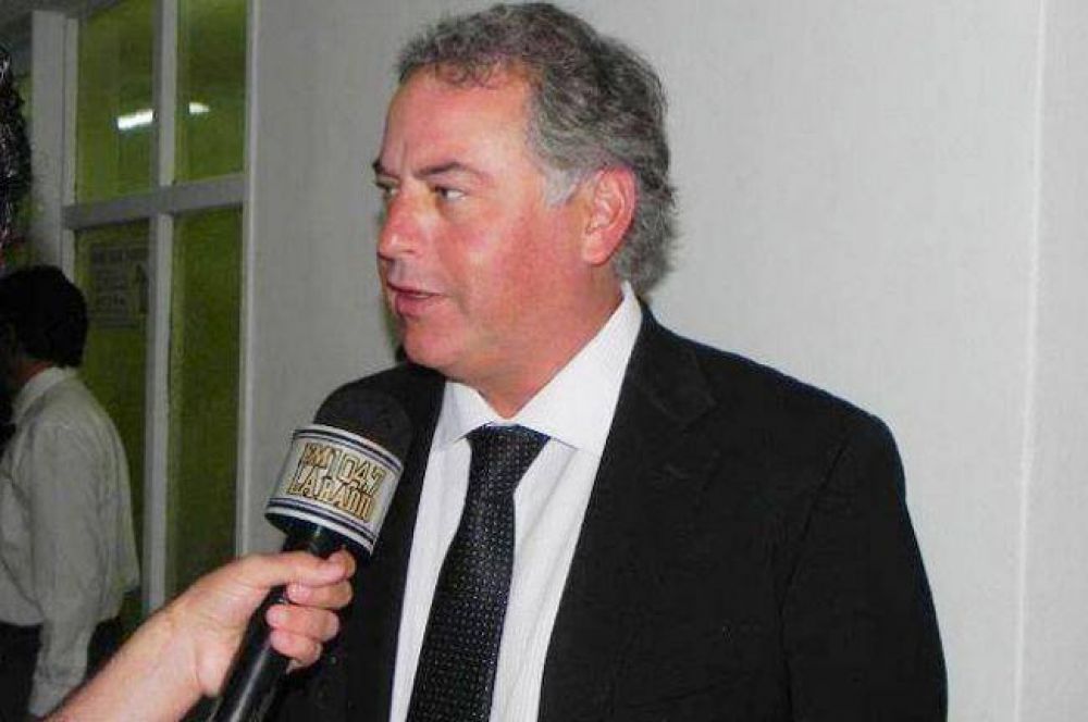Dom�nguez asegura que el gobierno desfinancia a empresas estatales