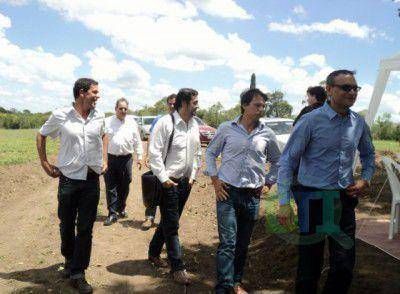Inversores hoteleros de EEUU visitaron el predio de Urbano Barrancas