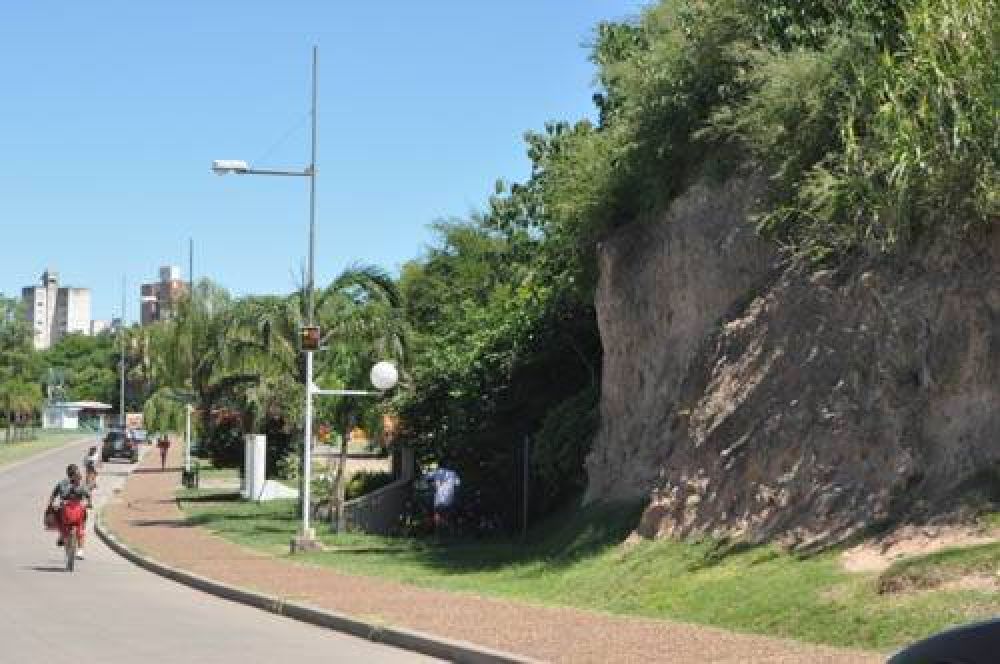 Realizar�n una obra que unir� el Parque Per�n con la costanera nueva: ser� una �gran escalinata�