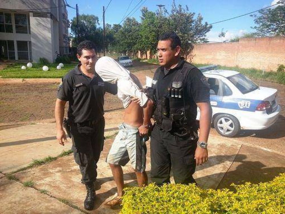 "Abuelito" detenido luego de arrebatar la cartera de una mujer
