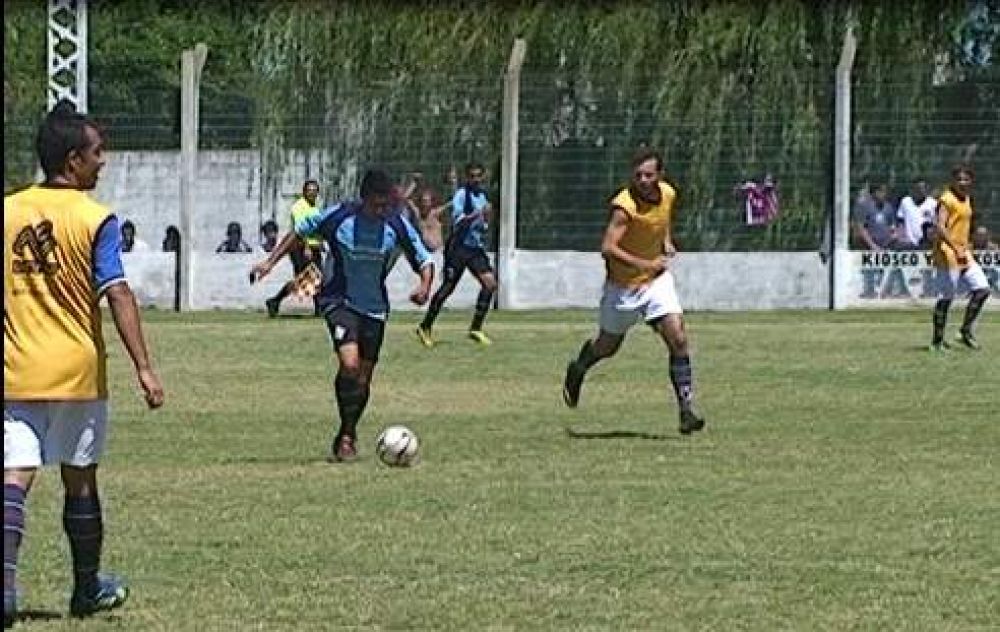 Bragado Club suma minutos de futbol pensando en el Argentino C
