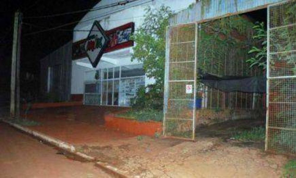 En un asalto le robaron 200 mil pesos al due�o de un s�per chino  