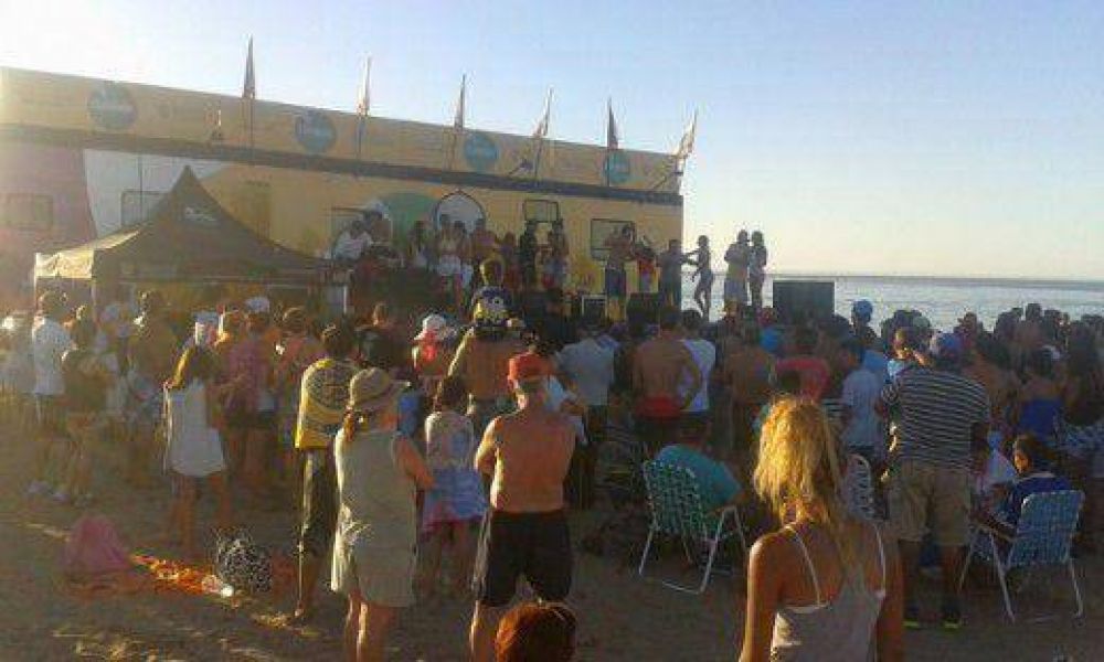 Los Tekis y un show gratuito en la costanera de Villa Carlos Paz