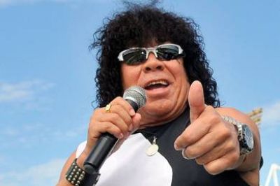 Esta noche se presenta La Mona Jim�nez en el Predio Ferial